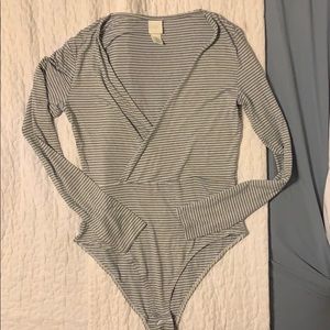 Low-cut, sexy, Long sleeve bodysuit